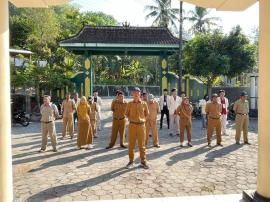 Apel Kerja Pemkal Mertelu Bersama KKN UAJ Senin, 27 Juli 2026
